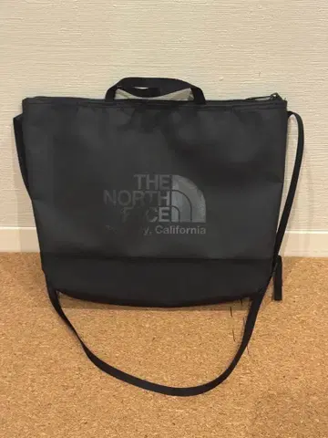 THE NORTH FACE 숄더백 블랙