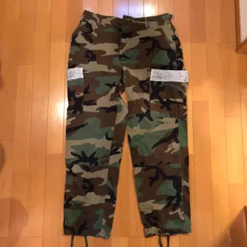 TILT 카모플라쥬 커스텀 카고 팬츠