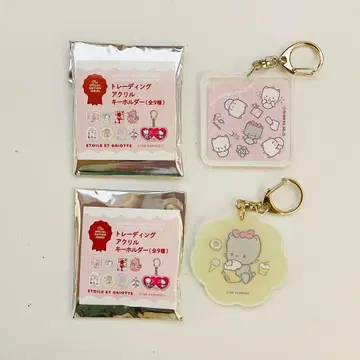 fancy sanrio 이세탄 냐니뉴녜뇽 아크릴 키링