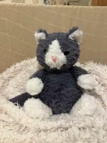 Jellycat 그레이와 화이트 고양이 봉제 인형