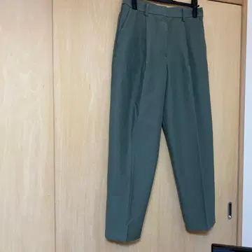 UNIQLO 여성용 L 사이즈 새상품 바지