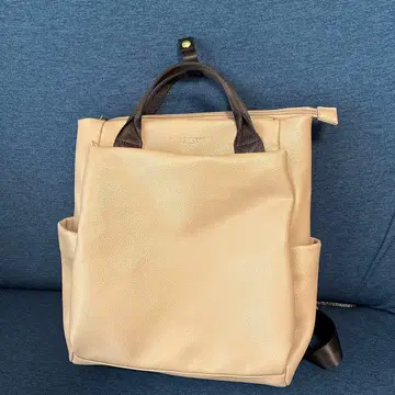 합성 피혁 백팩