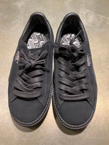 [ 미사용품 ] PUMA 통굽 블랙 스웨이드 스니커즈