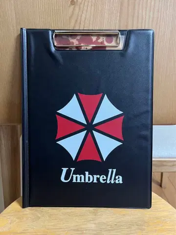 USJ 한정판 바이오하자드 THE ESCAPE Umbrella 바인더