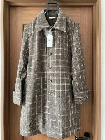 브라운 체크 무늬 체스터 코트