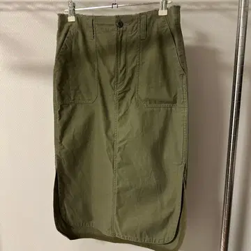 Liesse 올리브 타이트 스커트 무릎 기장