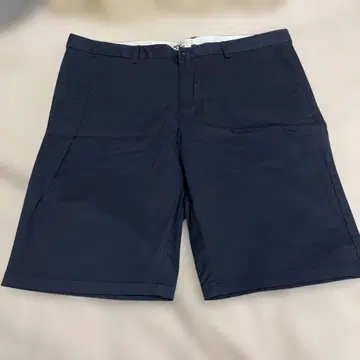 LACOSTE 네이비 숏팬츠