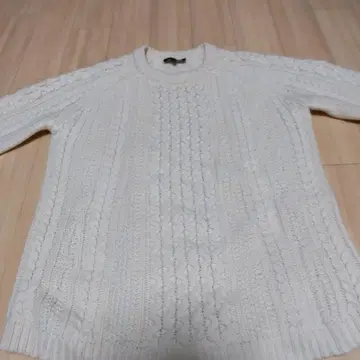 캐시미어 혼방 띠어리 Theory 아란 케이블 니트 S~M 사이즈