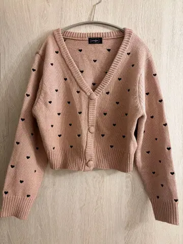 에블린 핑크 하트 무늬 가디건