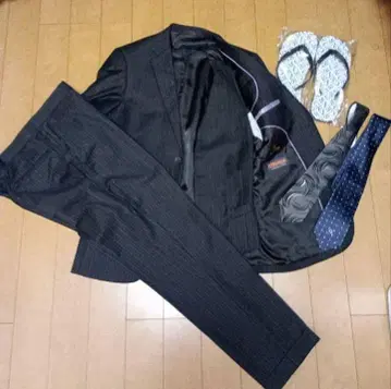 가르니에 E. THOMAS 수트 증정 포함