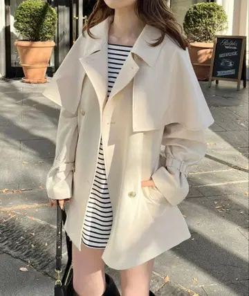 NICE CLAUP 탈부착 가능 케이프 미들 트렌치코트 아이보리