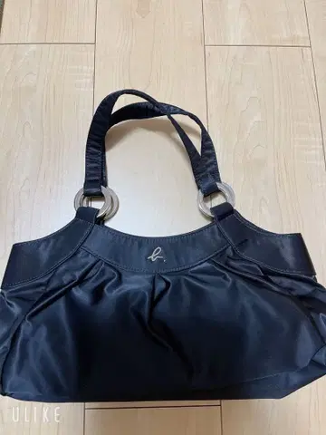 새상품 agnes b. 블랙 핸드백