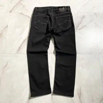 A18171 야콥 코헨 622 테일러드 청바지 블랙 데님 W30