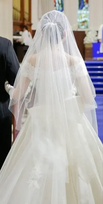 타카미 브라이덜 이탈리아 튤 웨딩 베일 빗 포함