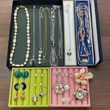 유품 정리 생전 정리 액세서리 묶음 판매 15