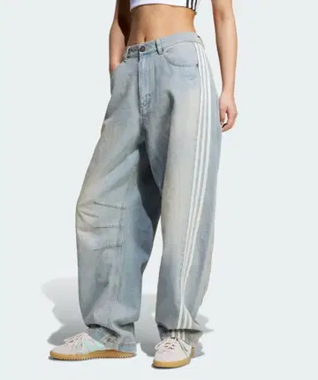 새상품24 ADILENIUM 시즌3 바나나 핏 워시드 데님 팬츠