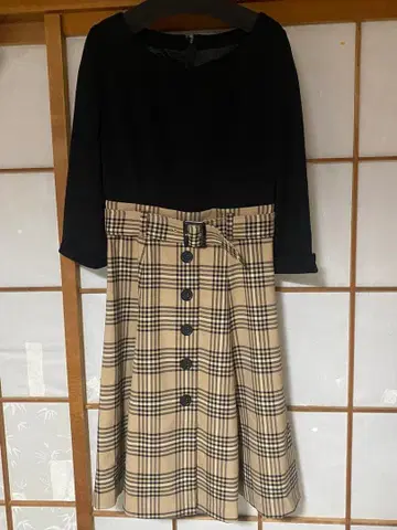 JUSGLITTY 미사용 새상품 체크 무늬 벨트 포함 칠부 소매 원피스