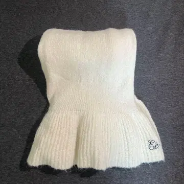epine Ee frill Knit MUFFLER 에피누 머플러