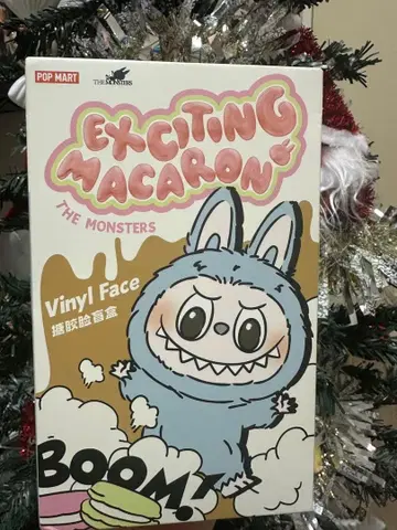 POP MART Exciting Macaron Vinyl Face