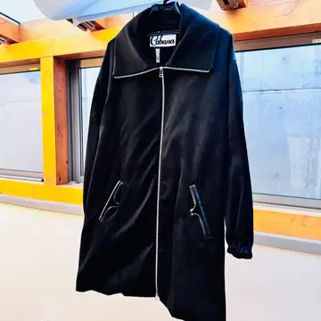 카바나 블랙 고급 코트 광택감 아우터