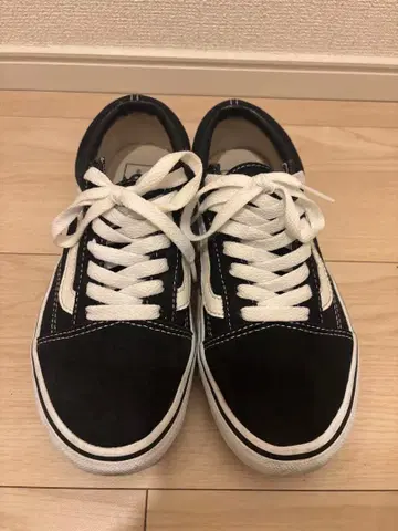Vans 블랙/화이트 스니커즈
