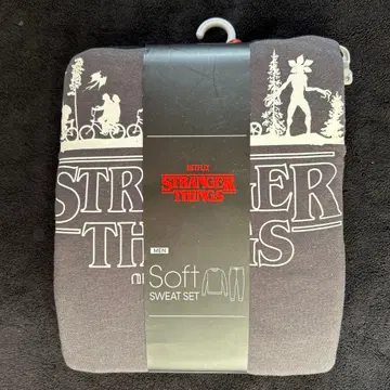 GU x STRANGER THINGS 2023 품절 모델 데드스탁