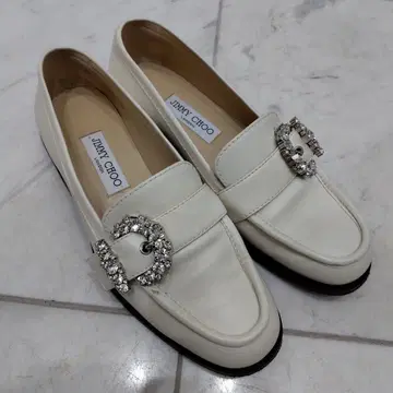 JIMMY CHOO 로퍼 비쥬 화이트 사이즈 38.5
