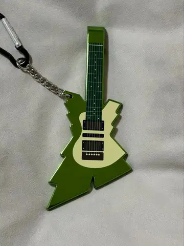 LE SSERAFIM 르세라핌 키링 병따개 녹색 그린