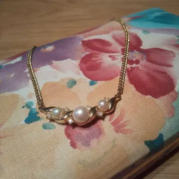 마리오 발렌티노 엘레강트 펄 목걸이 골드