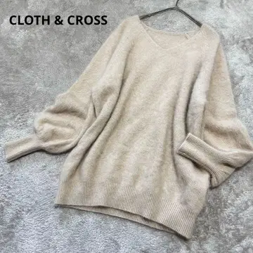 컨디션 최상 크로스&크로스 허그아워 폭스 캐시미어 2way V넥 스웨터