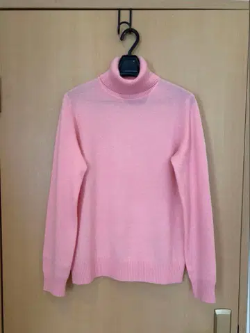 새상품급 UNIQLO 유니클로 캐시미어 100% 터틀넥 L 사이즈