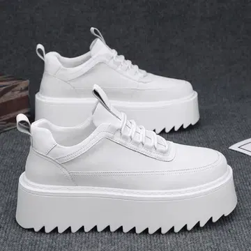 통굽 화이트 스니커즈