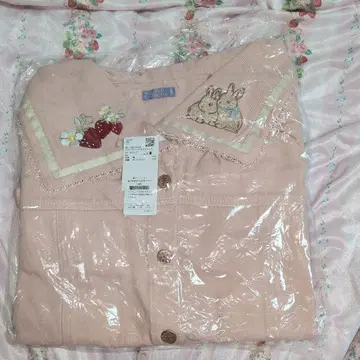 미사용 새상품 엑시즈팜 kawaii 베리 필즈 자켓 M 핑크