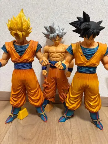 드래곤볼 손오공 피규어 3체 세트