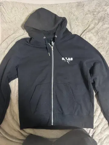 SILAS 블랙 집업 후드티