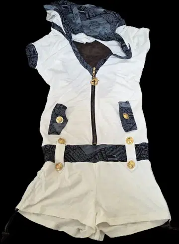 d.i.a. 후드 부착 올인원 화이트 네이비