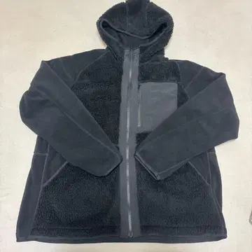 블랙 플리스 자켓 후드 부착