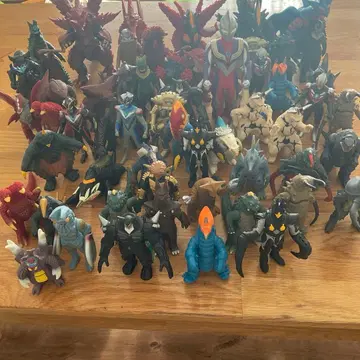 울트라맨 괴수 소프트 비닐 묶음 판매 59체