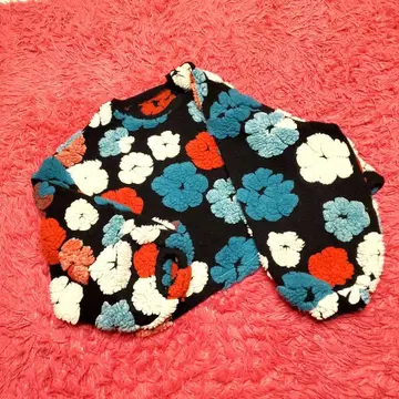 구제 의류 보아 스웨터 꽃무늬 볼륨 디자인