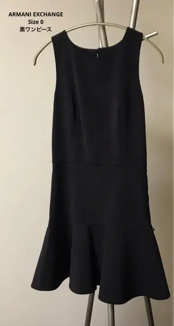 ARMANI EXCHANGE 블랙 슬리브리스 원피스 사이즈 0