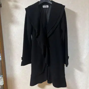 GALLERY VISCONTI 갤러리 비스콘티 블랙 프릴 코트 L