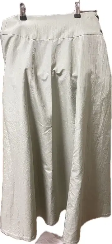 라이트 그레이 플레어 스커트