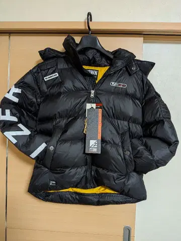 IZFRONTIER 다운 자켓 블랙