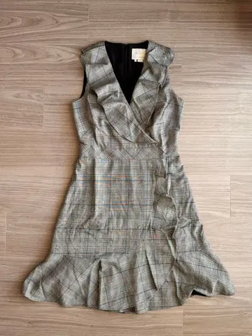 케이트 스페이드 체크 무늬 슬리브리스 원피스