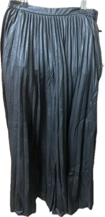 블랙 플리츠 롱 스커트