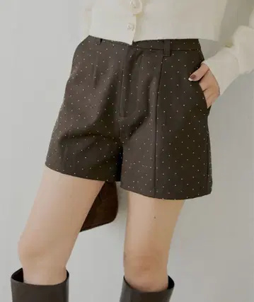 chico 큐빅 숏팬츠