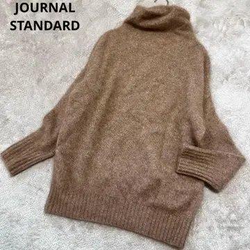 저널 스탠다드 하이넥 플러피 포근 니트 스웨터