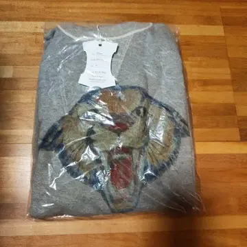 웨어하우스 PEPPERS 맨투맨