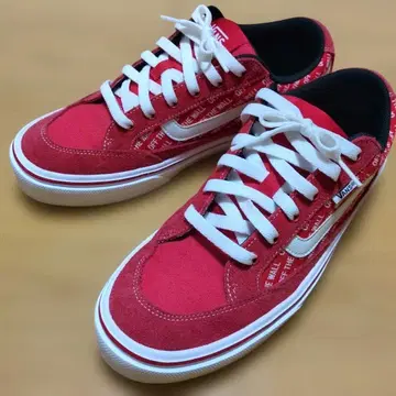 Vans 레드 스니커즈