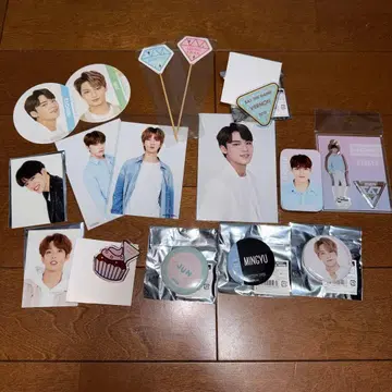 SEVENTEEN 2018 카페 굿즈 묶음 판매